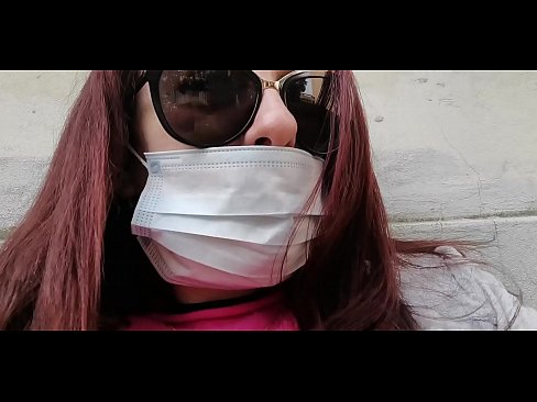 ❤️ Nicoletta na-abọ ọbọ n'ahụ onye agbata obi ya na pees n'ime ebe a na-adọba ụgbọala ya (Special Covid19 Italian Quarantine) ❌ Anal porn